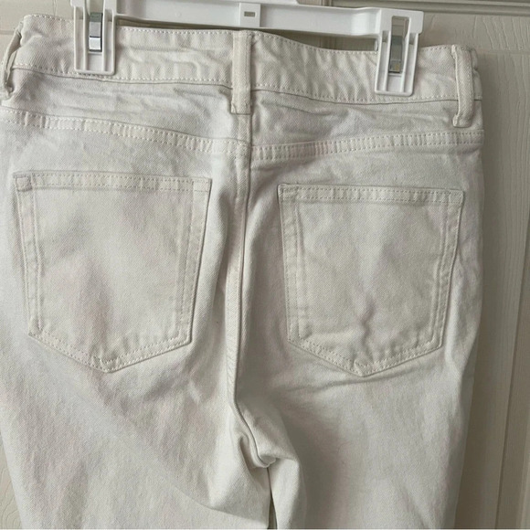 H & M Women’s High-Rise White Cuffed Denim Jeans Pants Size 2 - Picture 7 of 12